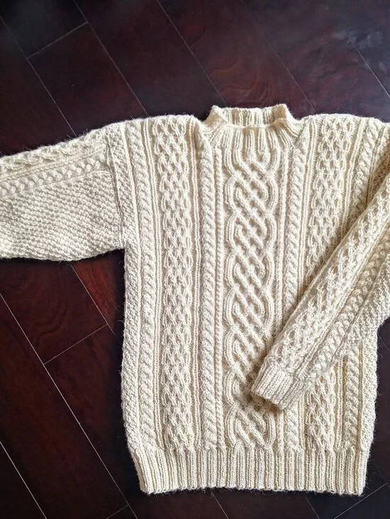 Women's 100% Wool Handknitted Cable Knit Fisherman Sweater, M - Picture 3 of 3